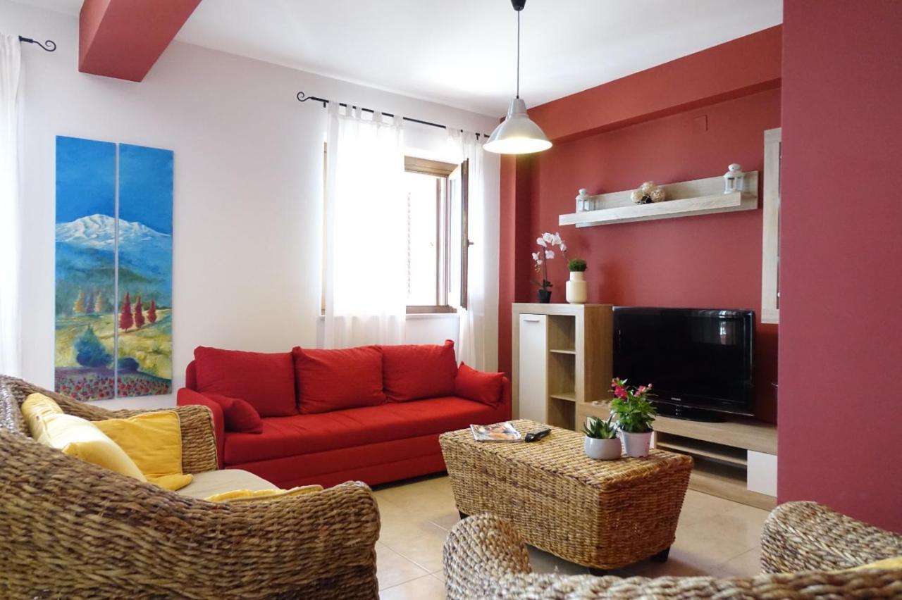 Poseidone Sea Apartment Taormina Маццео Екстер'єр фото