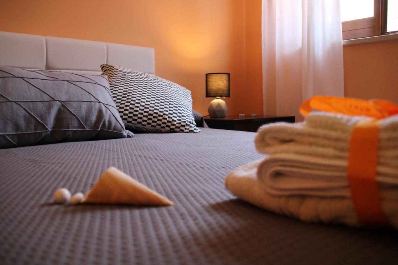Poseidone Sea Apartment Taormina Маццео Екстер'єр фото