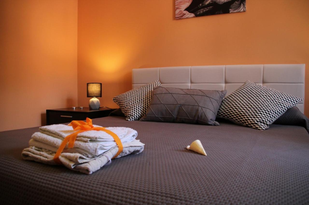 Poseidone Sea Apartment Taormina Маццео Екстер'єр фото