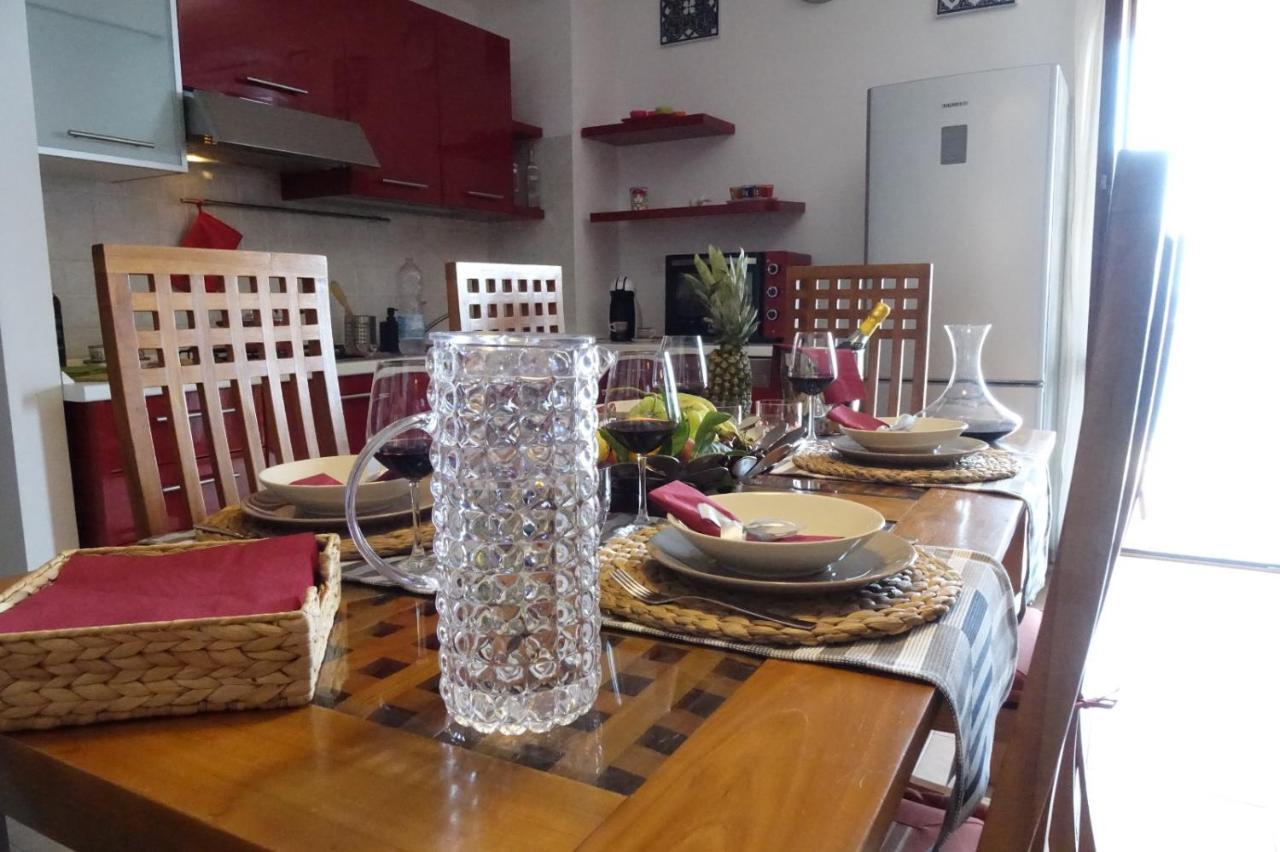 Poseidone Sea Apartment Taormina Маццео Екстер'єр фото