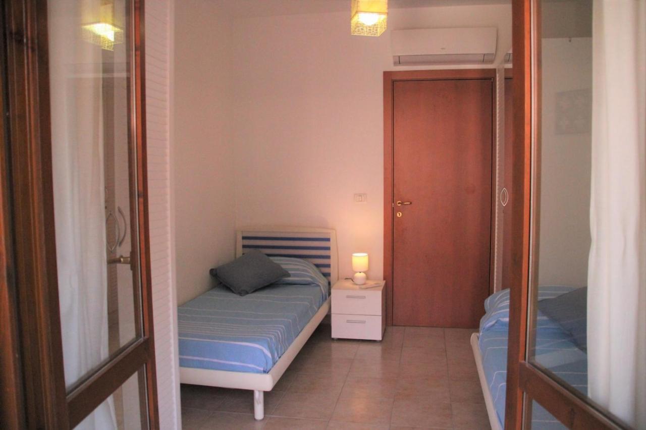 Poseidone Sea Apartment Taormina Маццео Екстер'єр фото