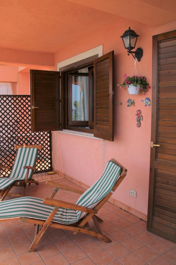 Poseidone Sea Apartment Taormina Маццео Екстер'єр фото